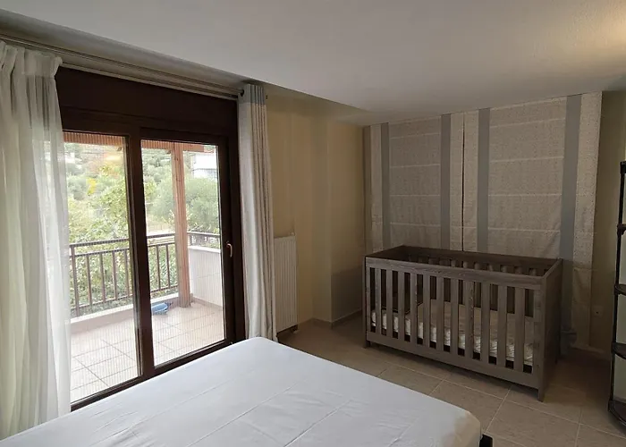 Elia Sunset * Lagomandra