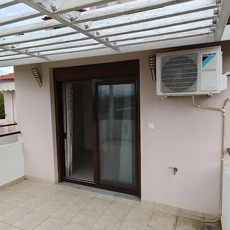 Elia Sunset Лагомандра